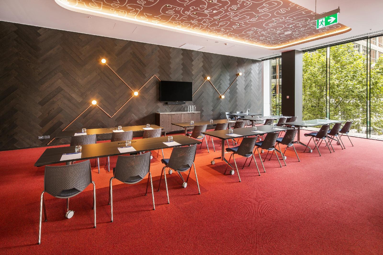 Holiday Inn Express Melbourne Little Collins