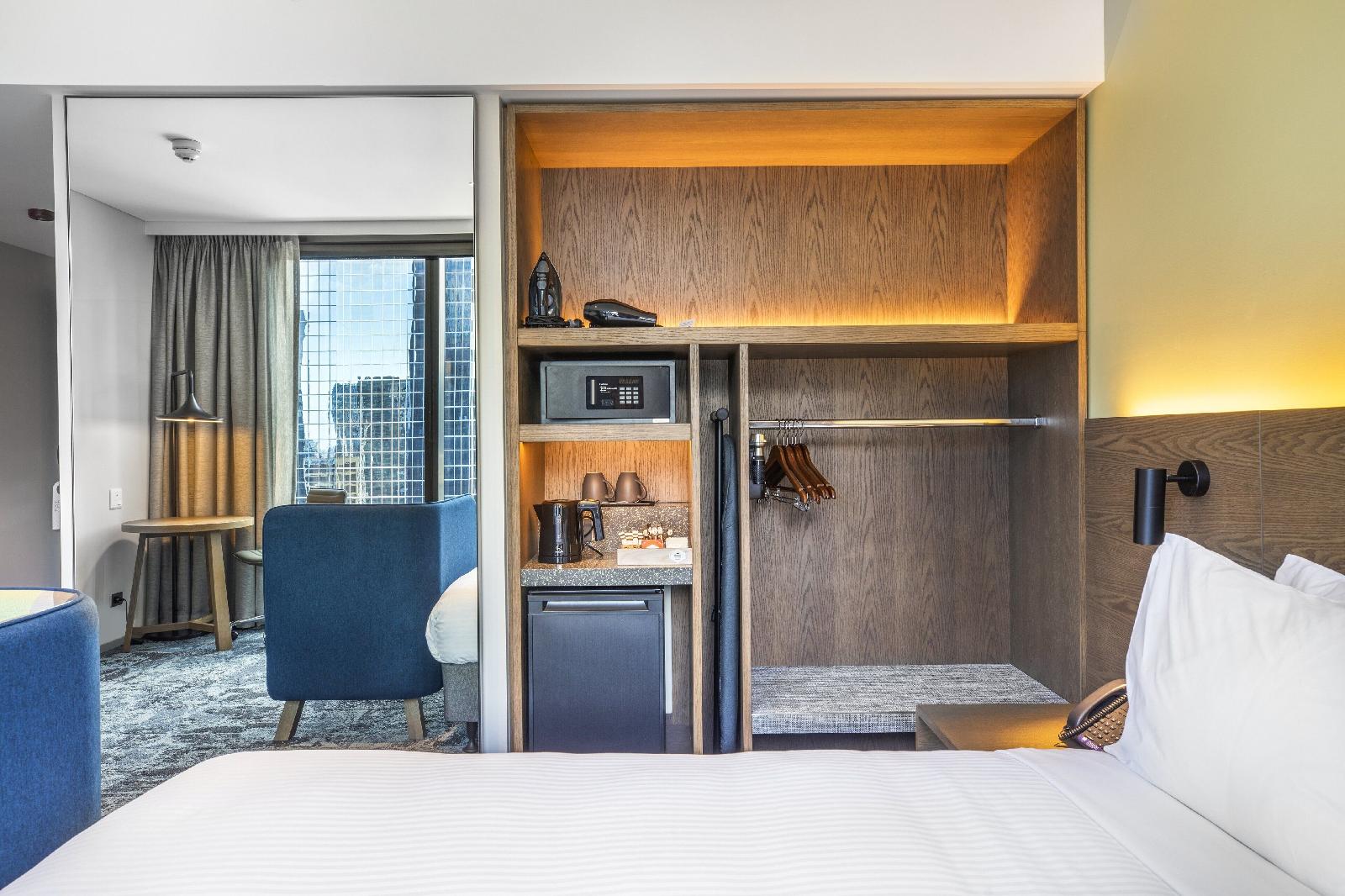 Holiday Inn Express Melbourne Little Collins