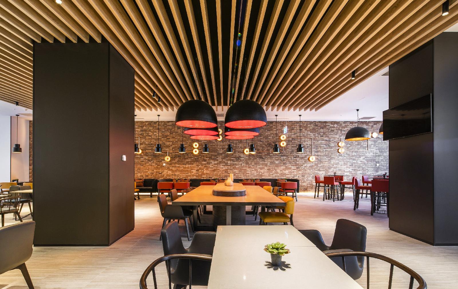 Holiday Inn Express Melbourne Little Collins