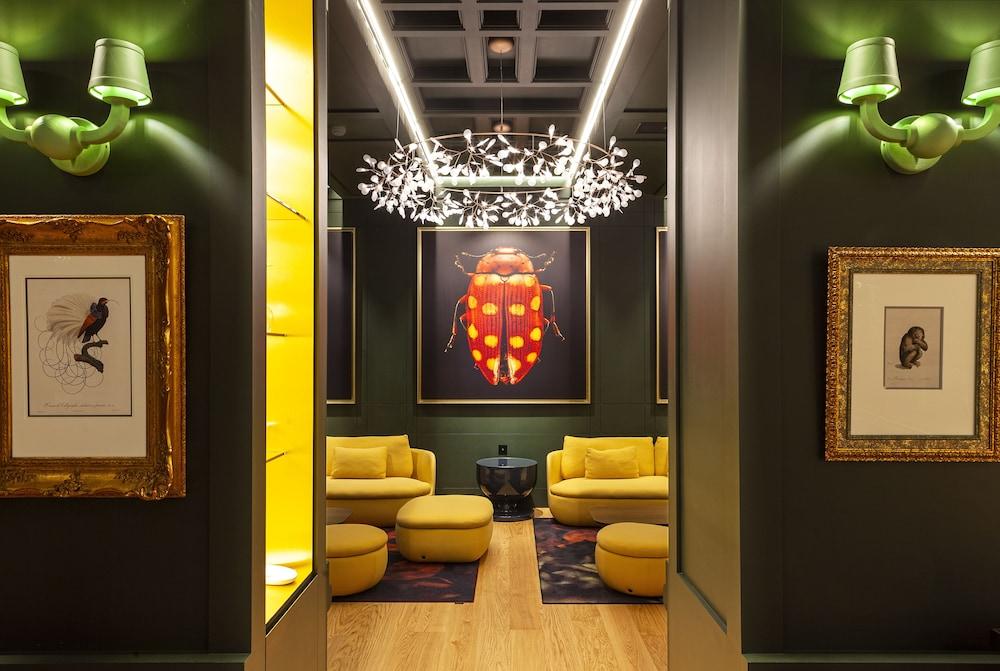 Art Legacy Hotel