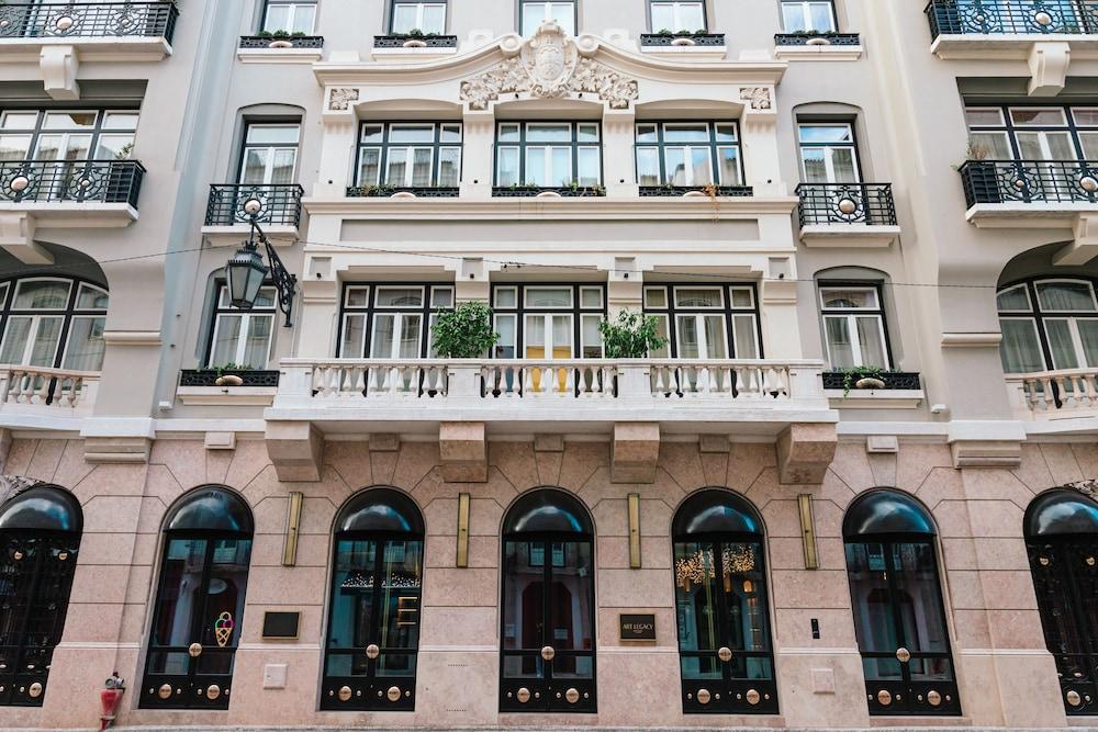 Art Legacy Hotel