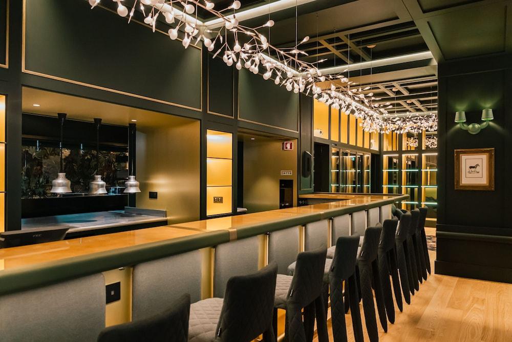 Art Legacy Hotel