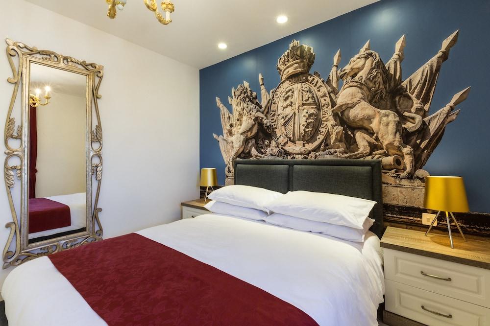 Jean De Valette Boutique Living