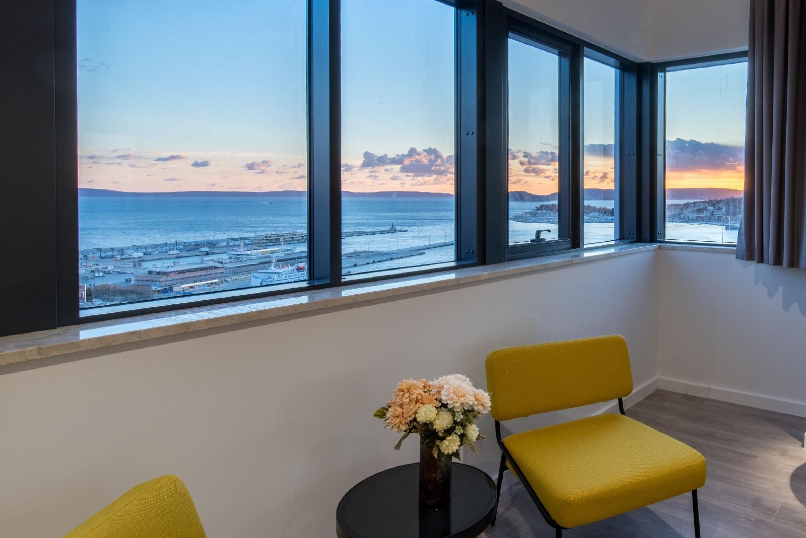 Seascape Luxury Rooms