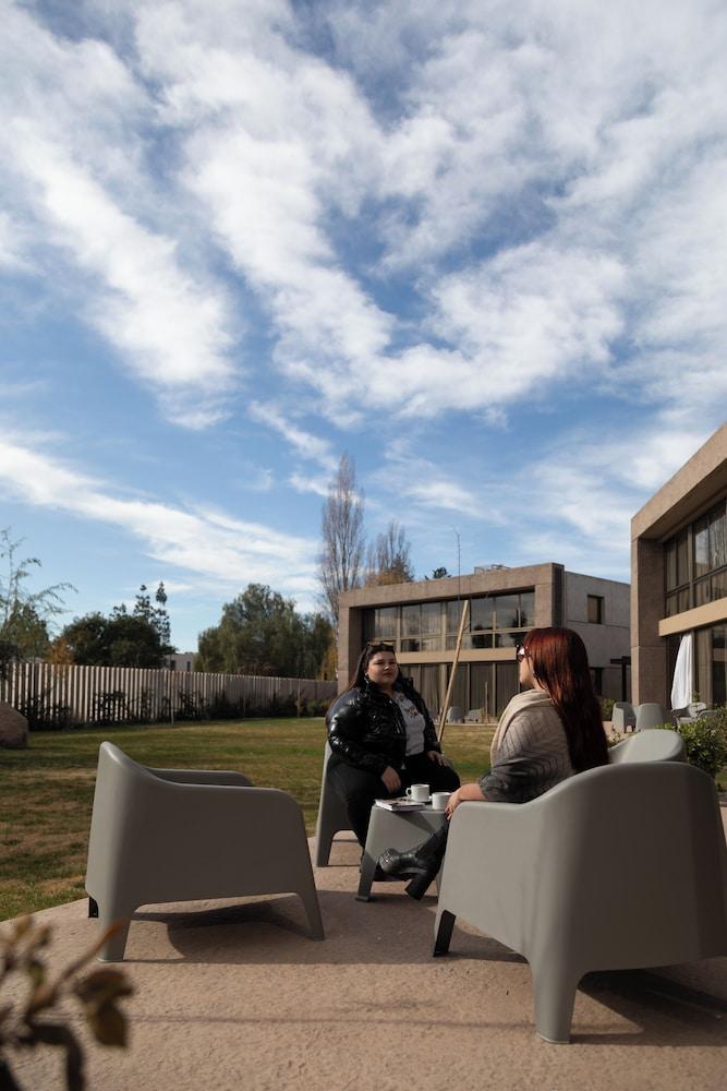 Liniers Green Apartments