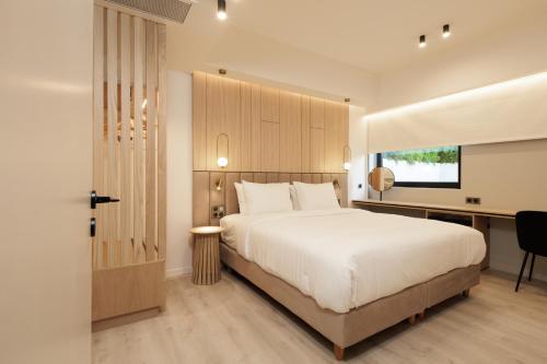LUX&EASY Signature Syggrou 234