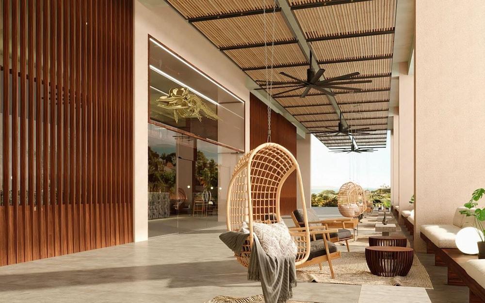 Hyatt Vivid Gran Island