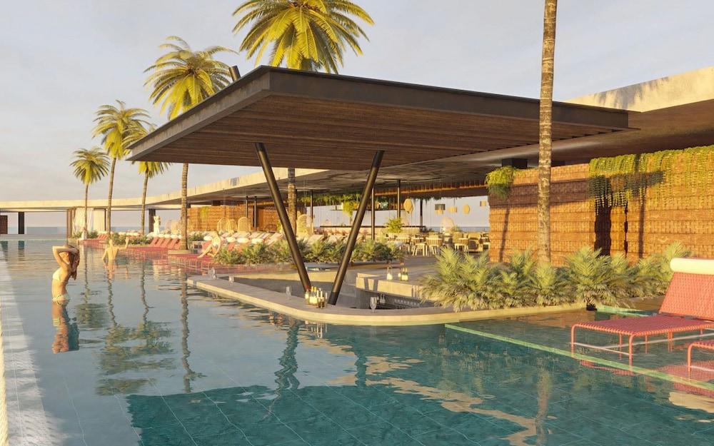 Hyatt Vivid Gran Island