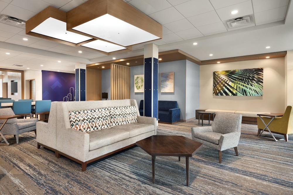 Holiday Inn Express Cape Canaveral an IHG Hotel