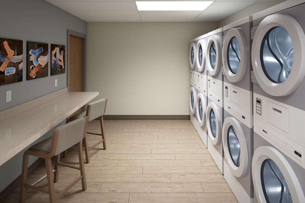 Candlewood Suites Columbia