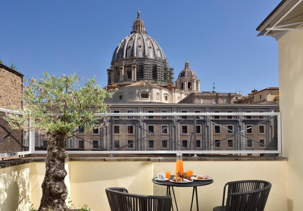 Elle Boutique Hotel