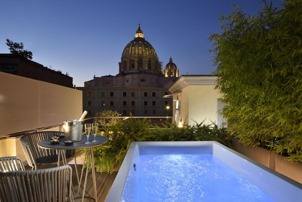 Elle Boutique Hotel