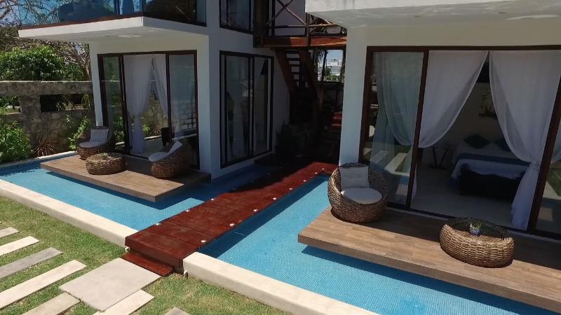 Luxury Cabanas