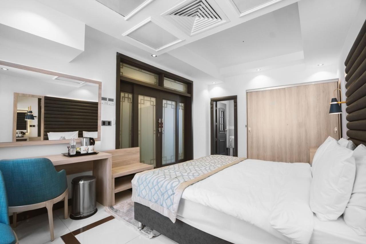 Noor Land Hotel