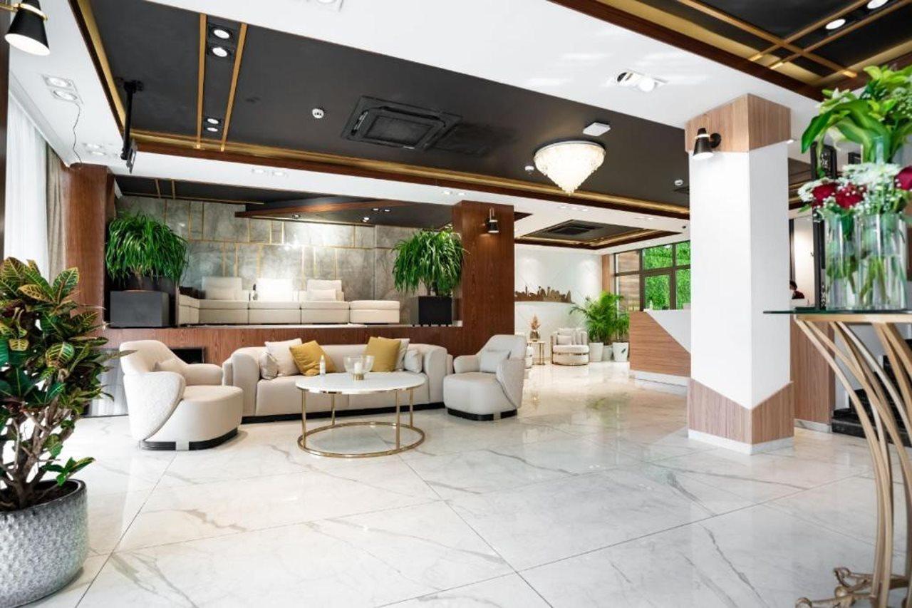 Noor Land Hotel