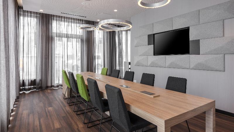 Holiday Inn Express Offenbach