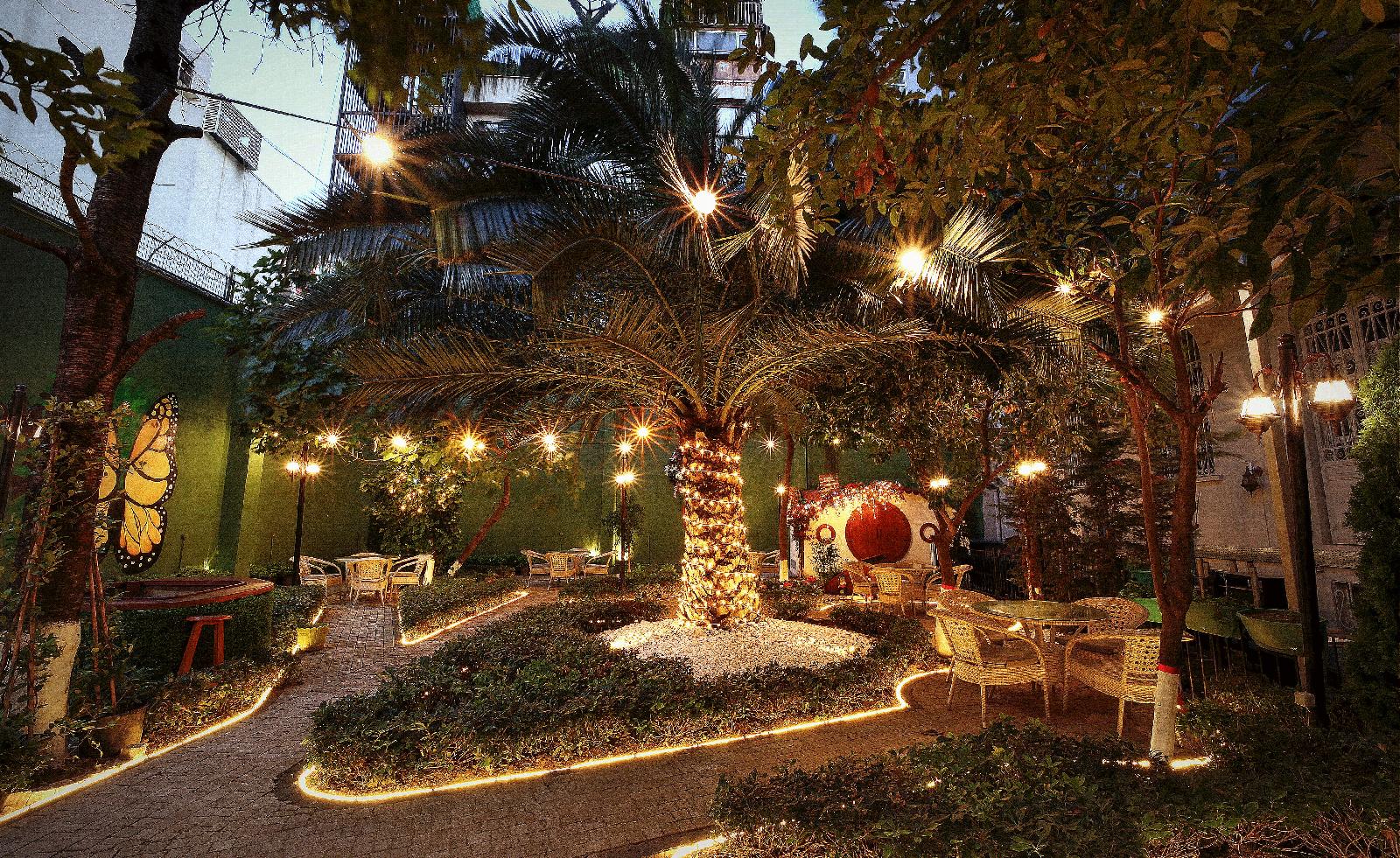 Walton Gardens Pera