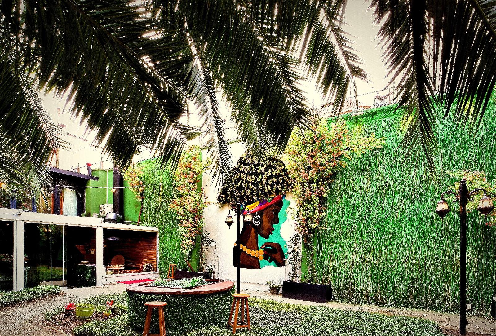 Walton Gardens Pera