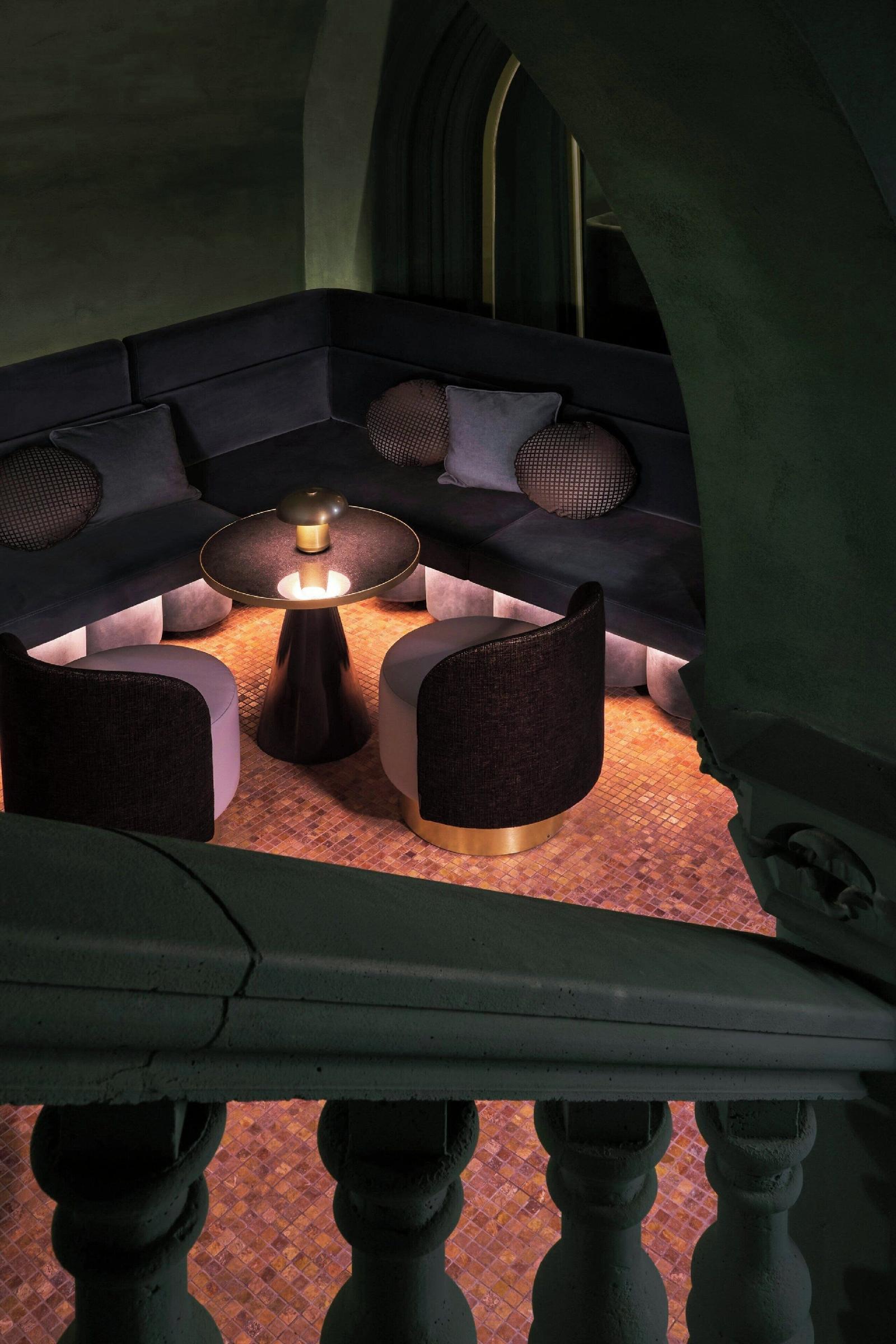 W Budapest