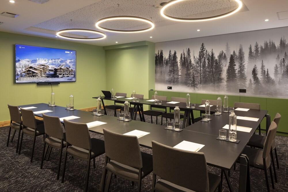 Higalik Hotel