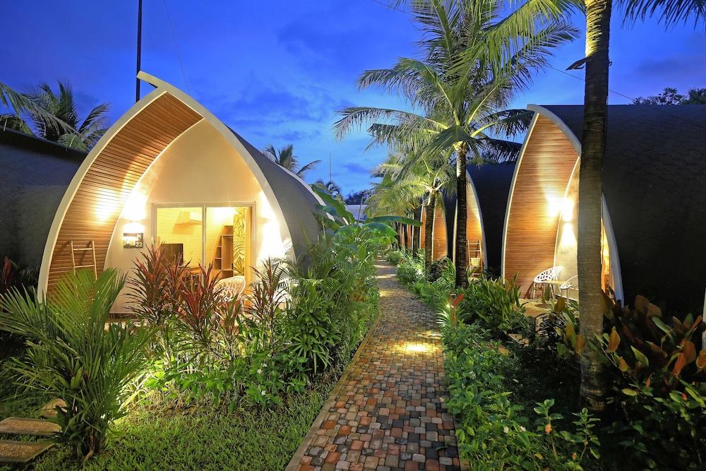 Eden Beach Resort