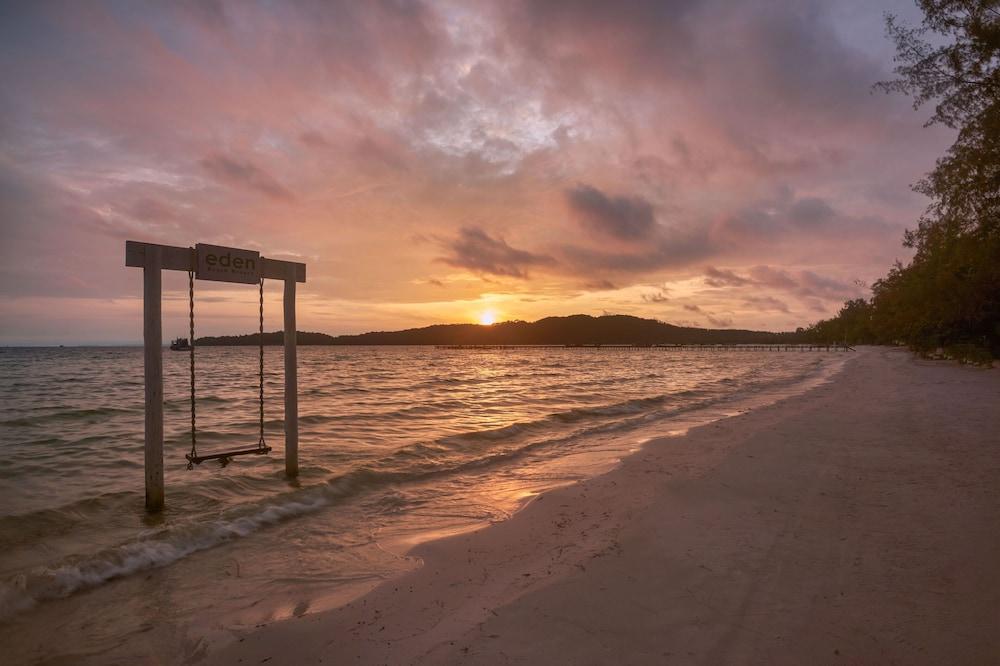 Eden Beach Resort
