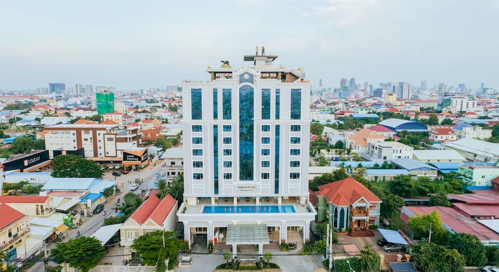 Ban Ban Hotel