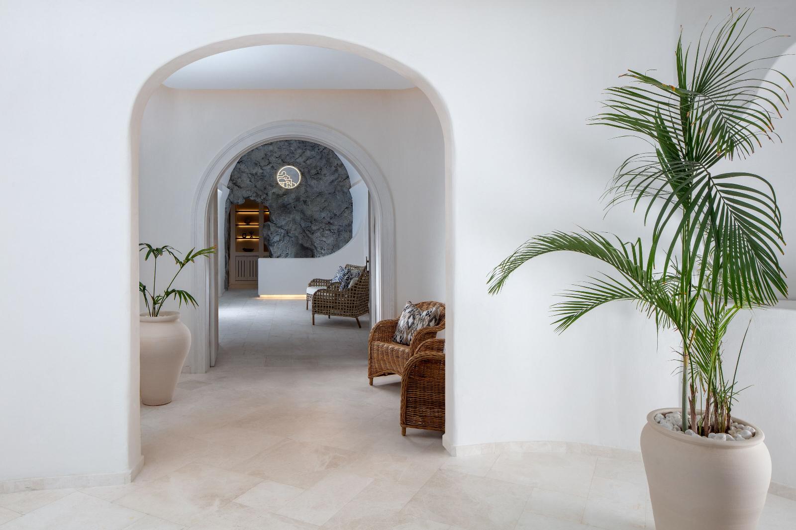 Anantara Retreat Santorini