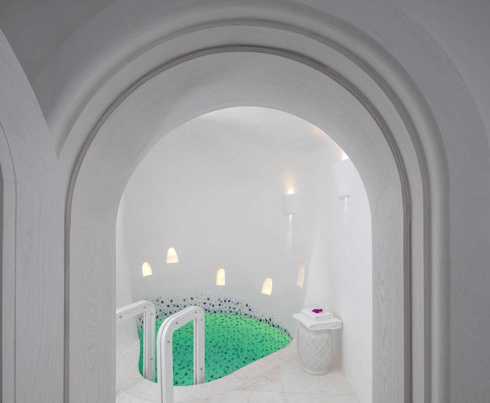 Anantara Retreat Santorini