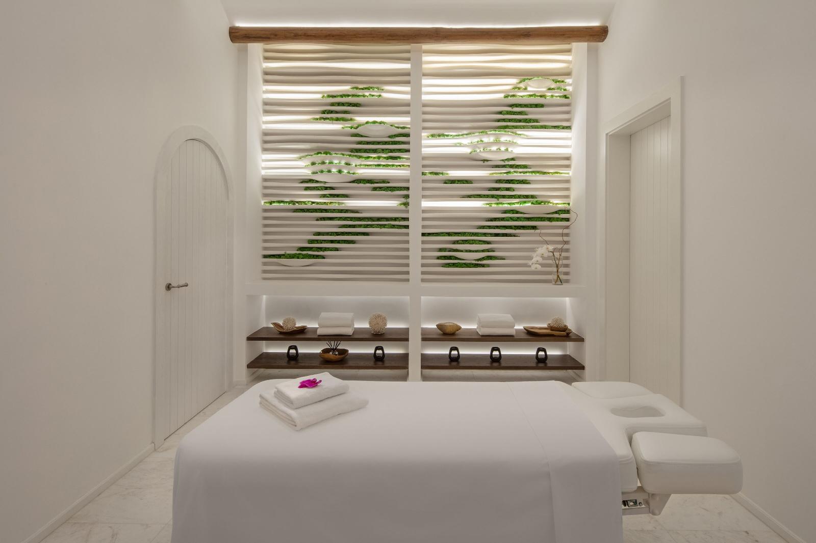 Anantara Retreat Santorini