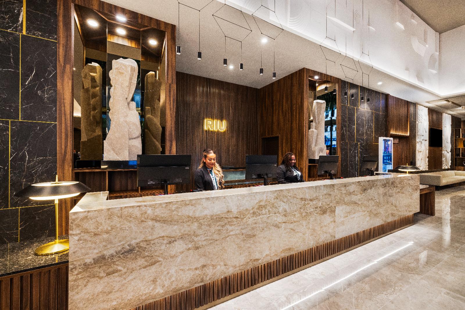 Hotel Riu Plaza Chicago