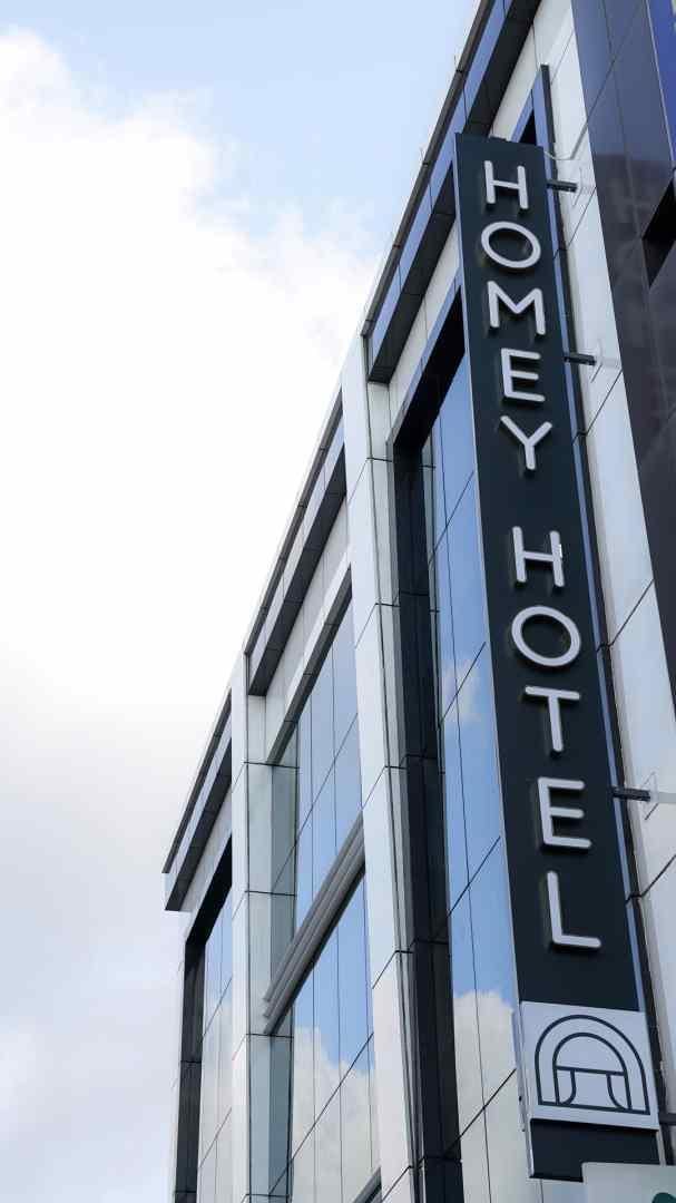 Homey AirPort Hotel