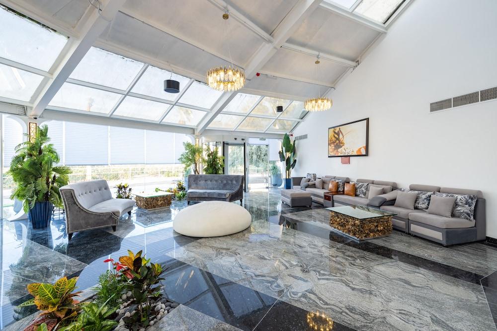 Nirvana Retreat