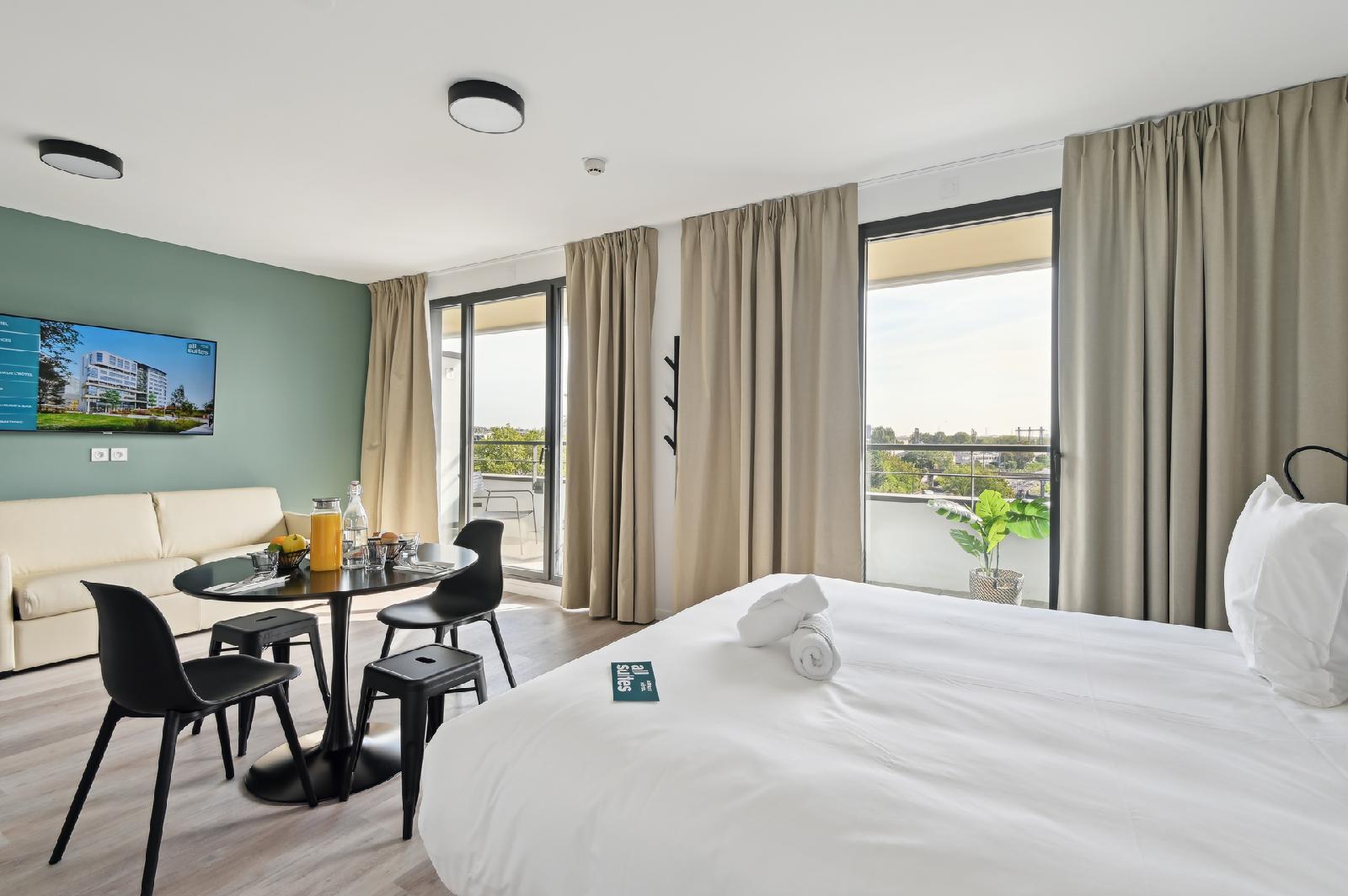 All Suites Appart Hotel Paris Ouest Colombes