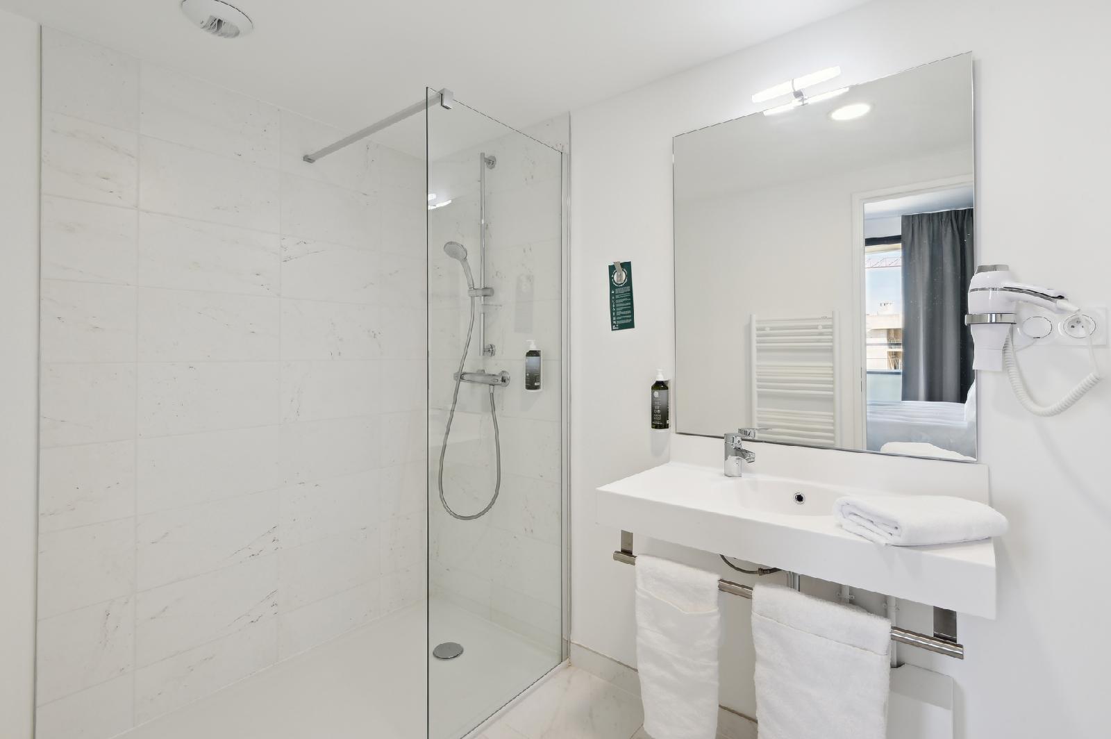 All Suites Appart Hotel Paris Ouest Colombes