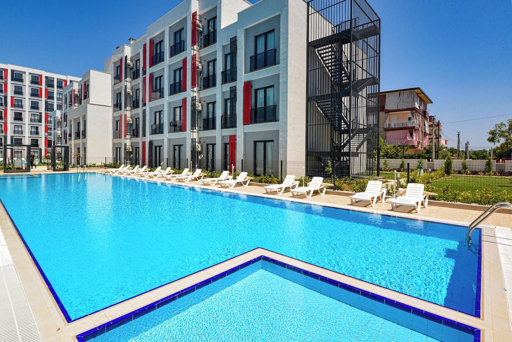 C Suites Antalia