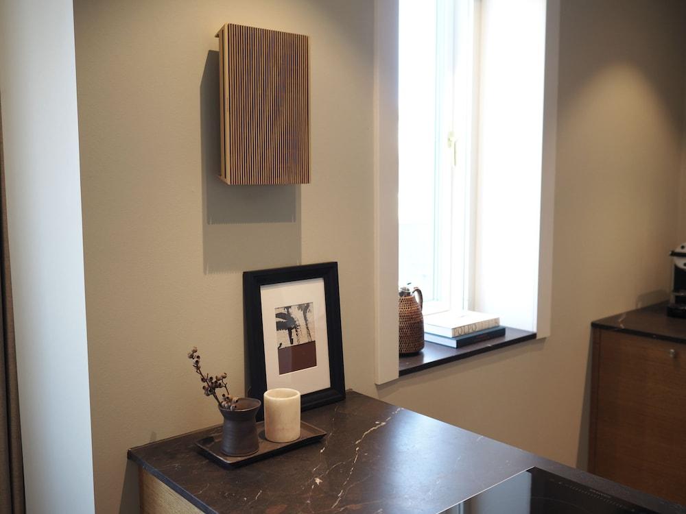 Hypernym Luxury Apartments
