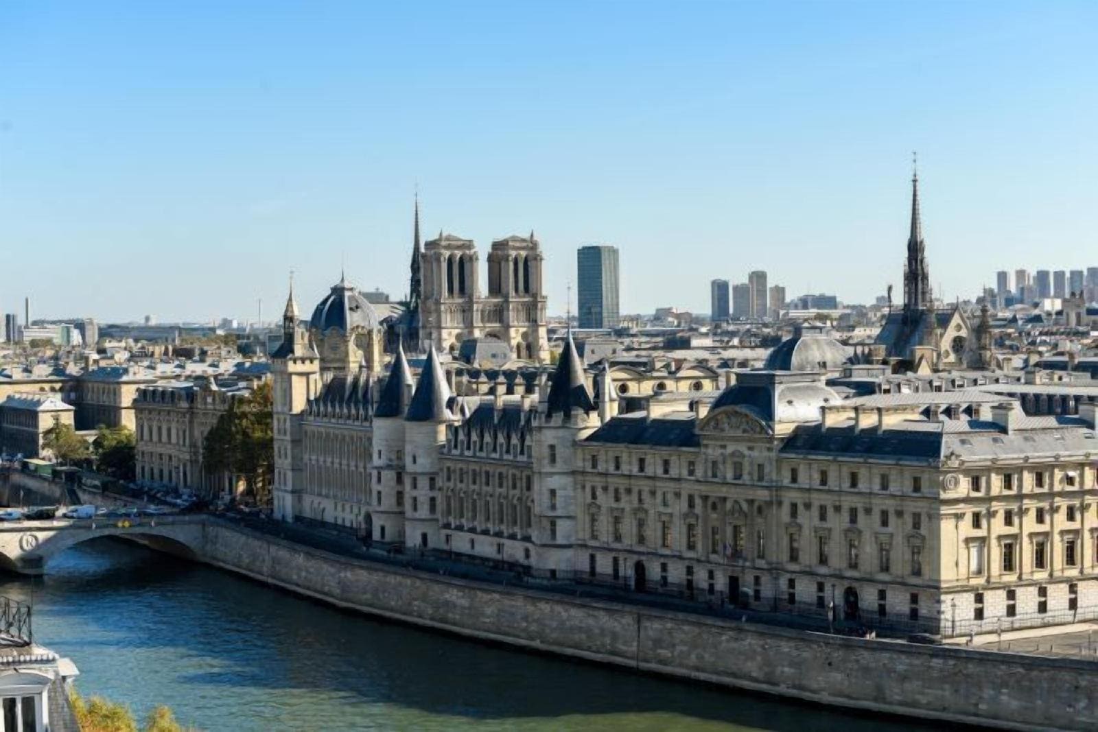 Cheval Blanc Paris