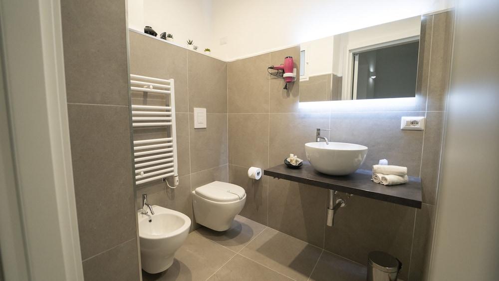 Dimora Fantasia Charme B&B