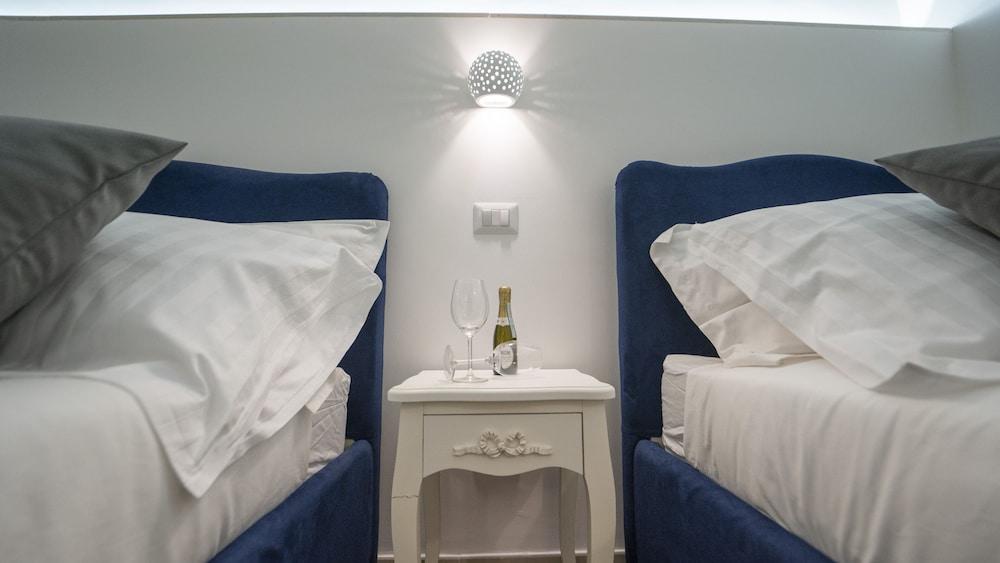 Dimora Fantasia Charme B&B