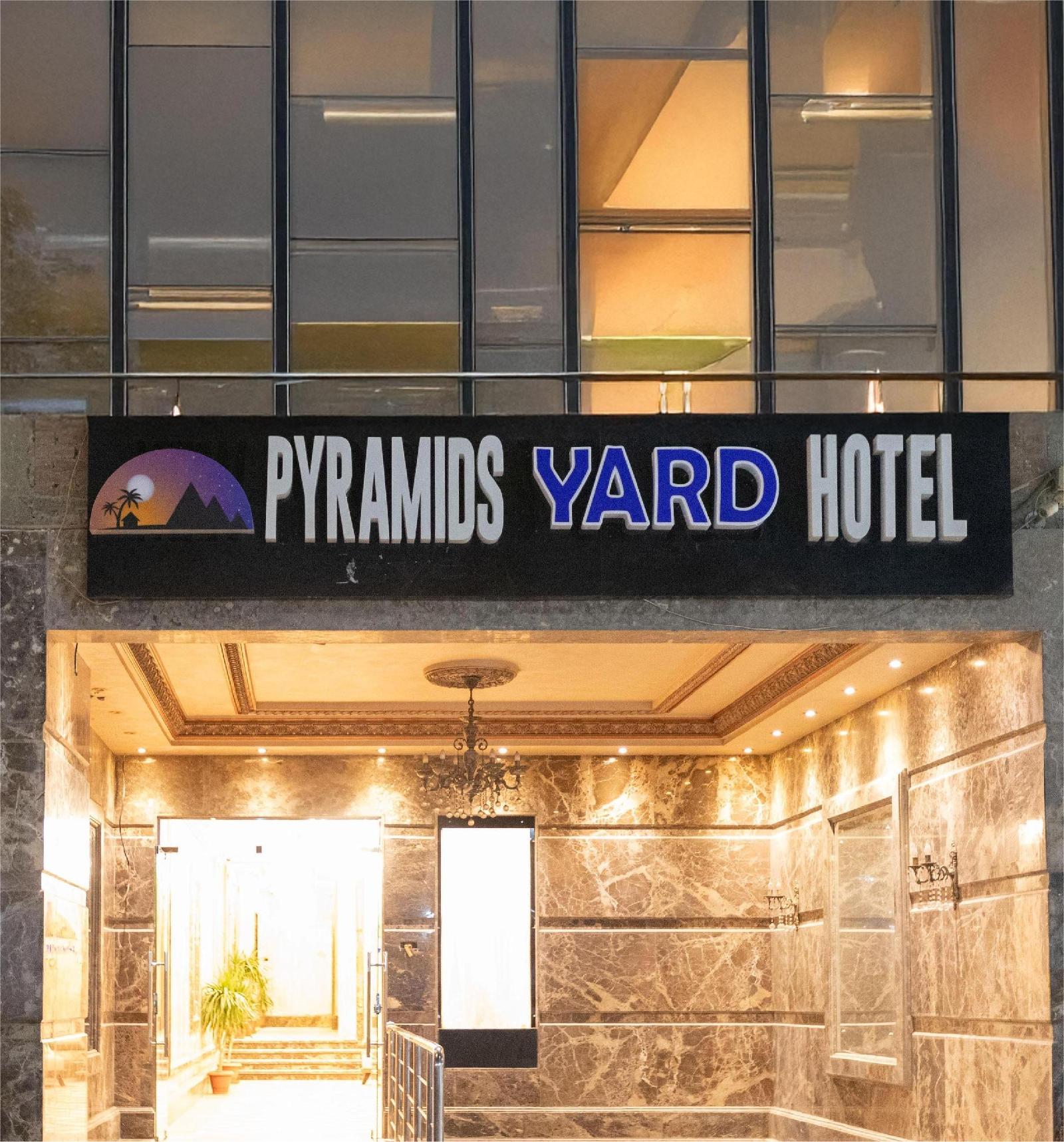 Pyramid Front Hotel