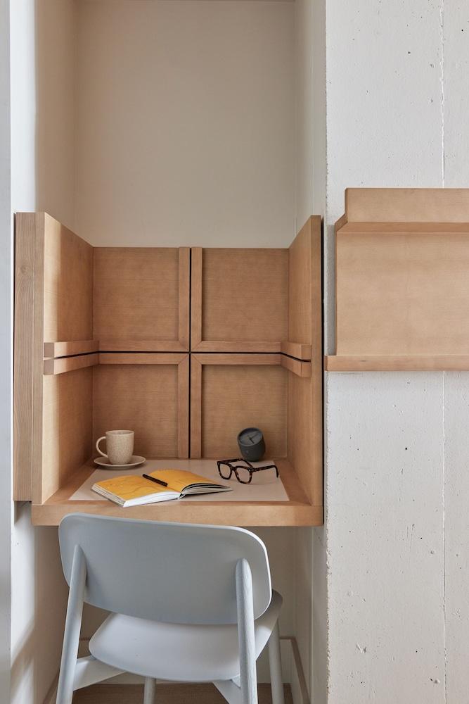 Buckle Street Studios by Locke