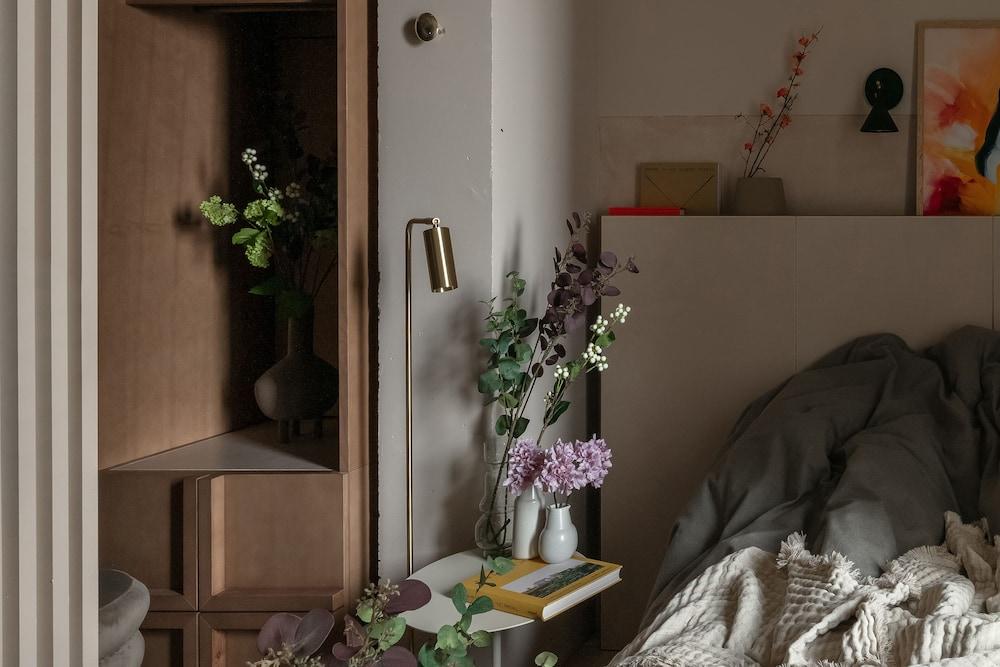 Buckle Street Studios by Locke