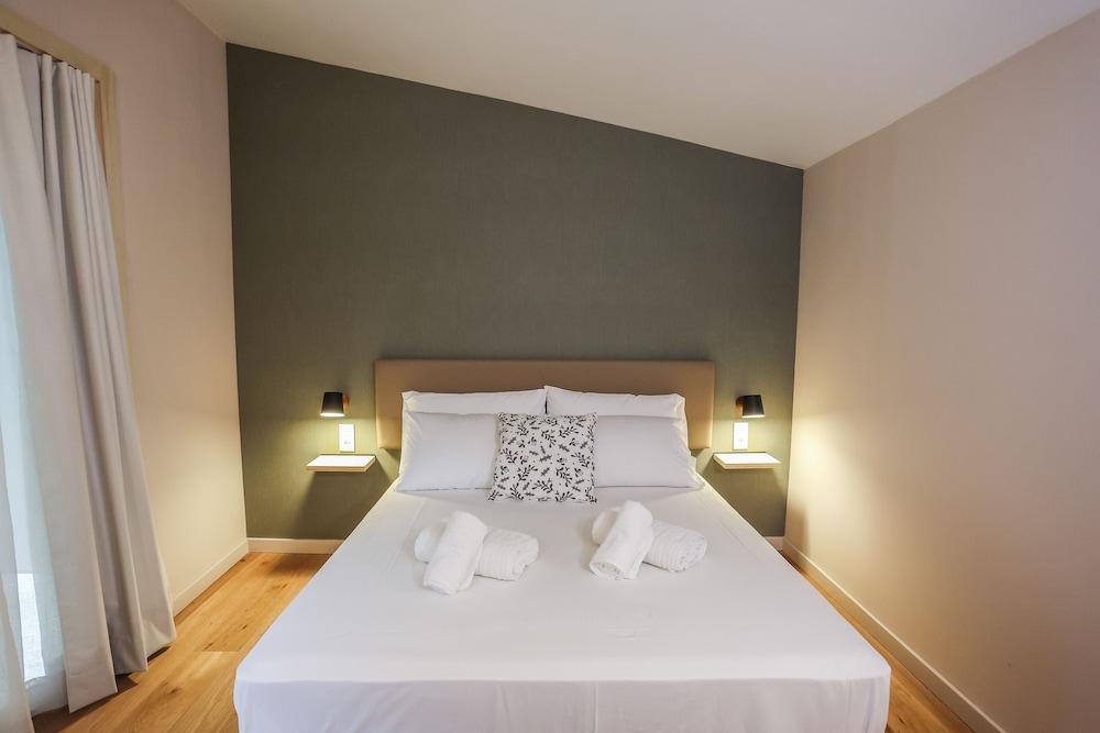Mythic Boutique Bed & Breakfast