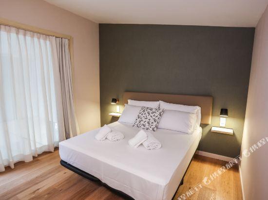 Mythic Boutique Bed & Breakfast