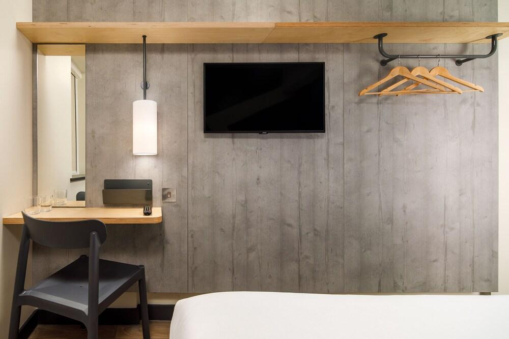 Ibis Budget Manchester Airport