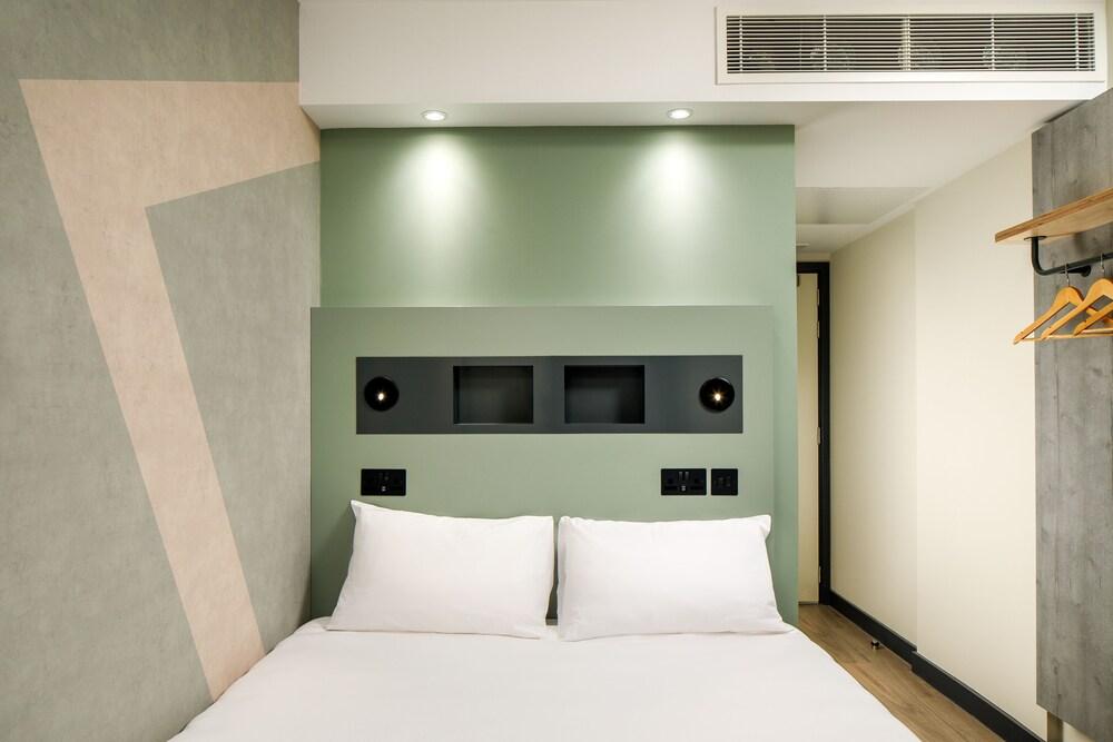 Ibis Budget Manchester Airport