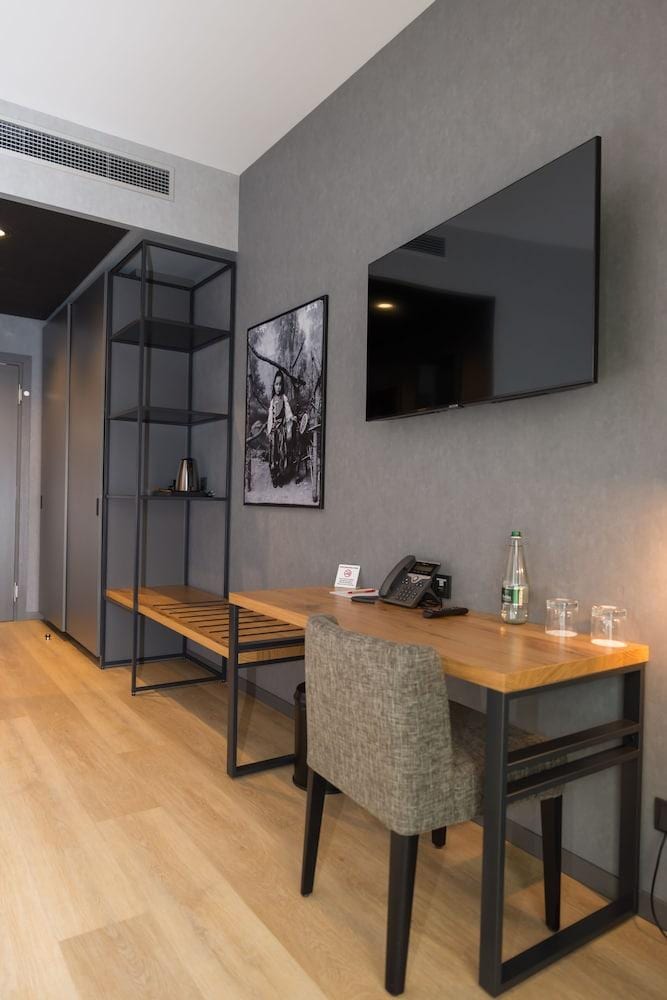 Mk Hotel Tirana