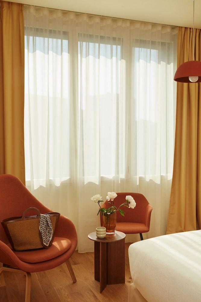 Okko Hotels Paris Rosa Parks