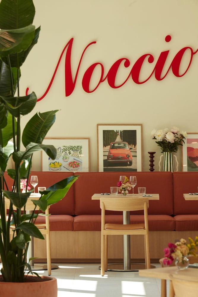 Okko Hotels Paris Rosa Parks
